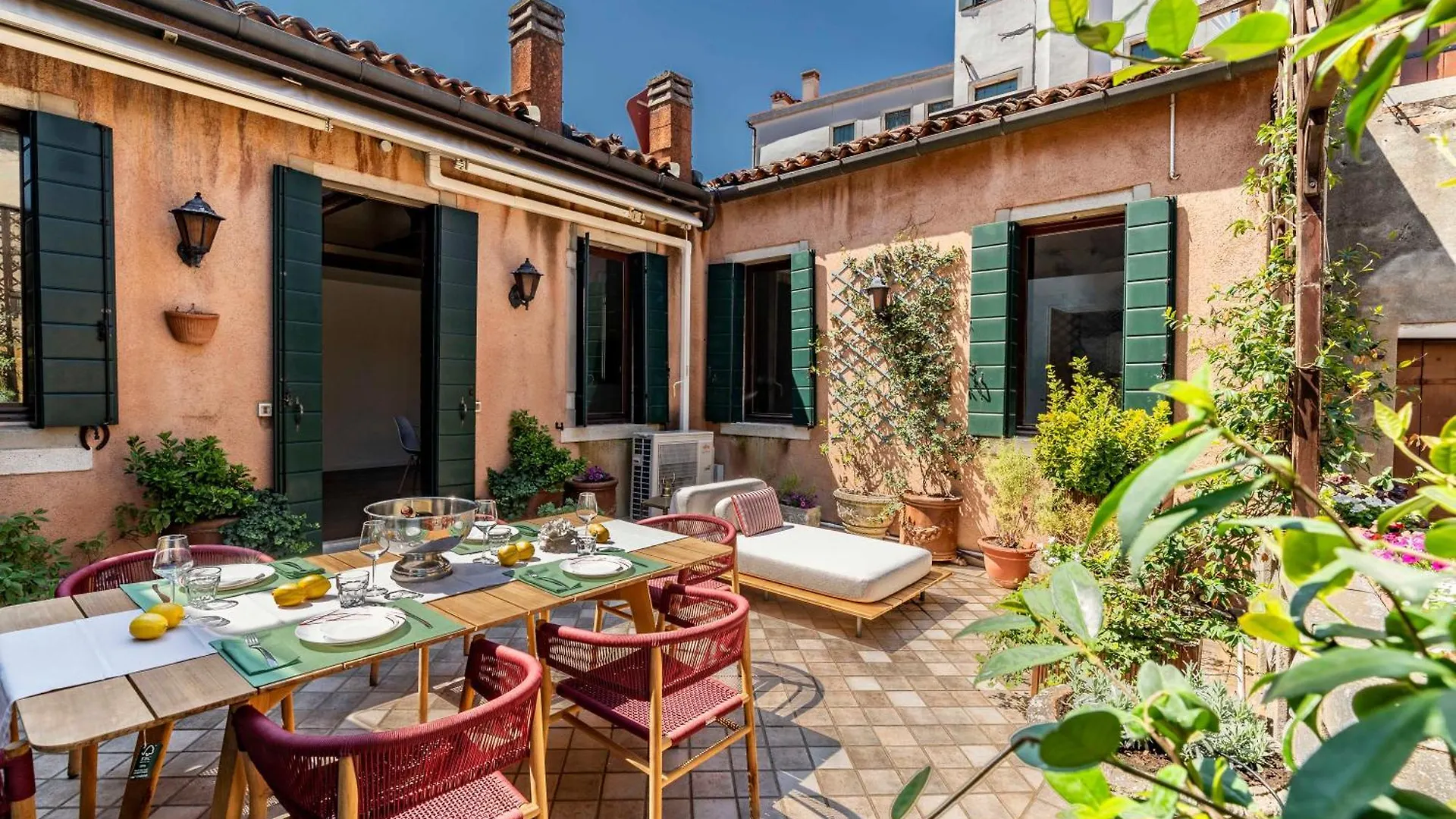 San Barnaba Palace R&R Venice Apartment