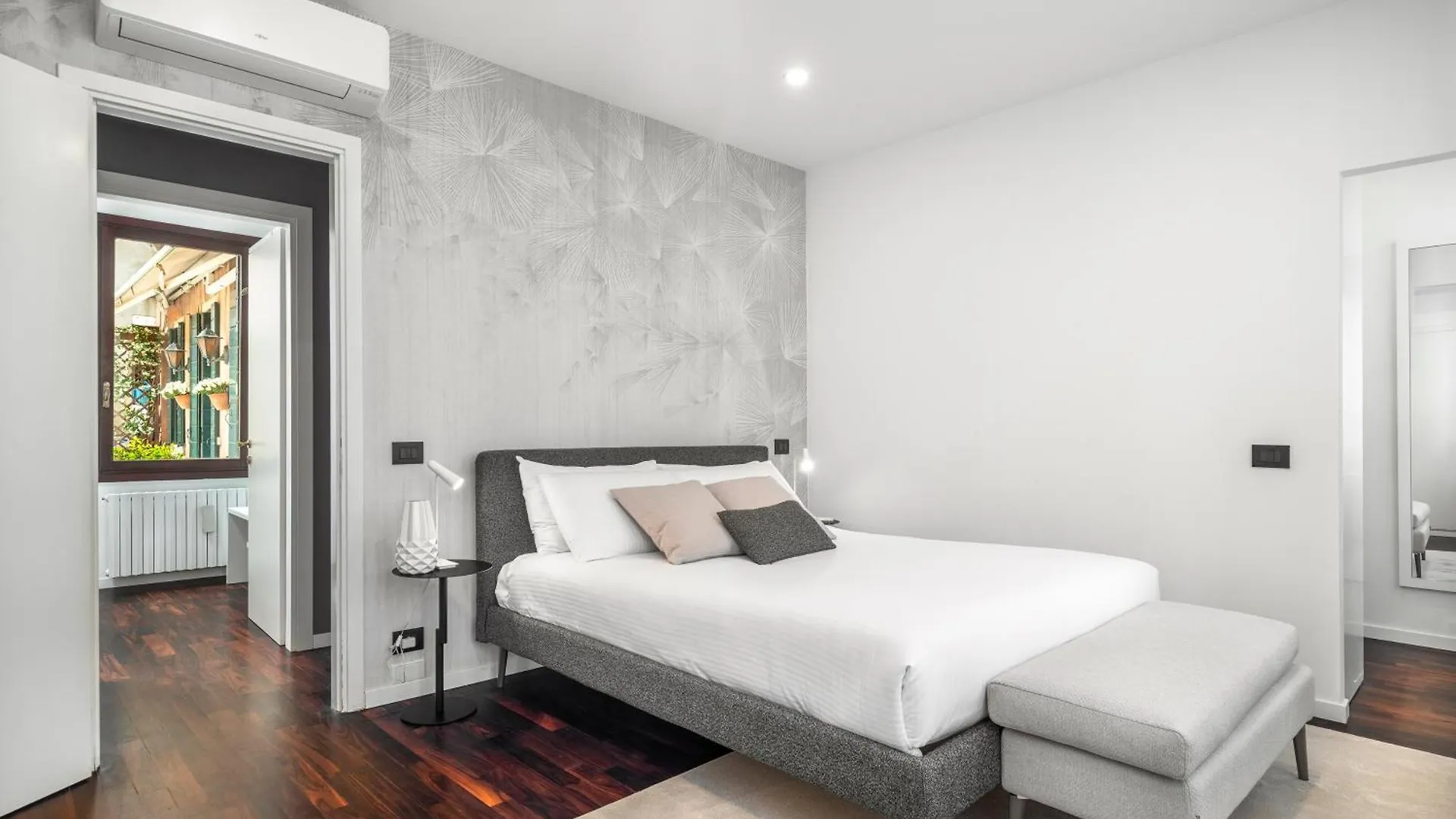 Apartment San Barnaba Palace R&R Venice